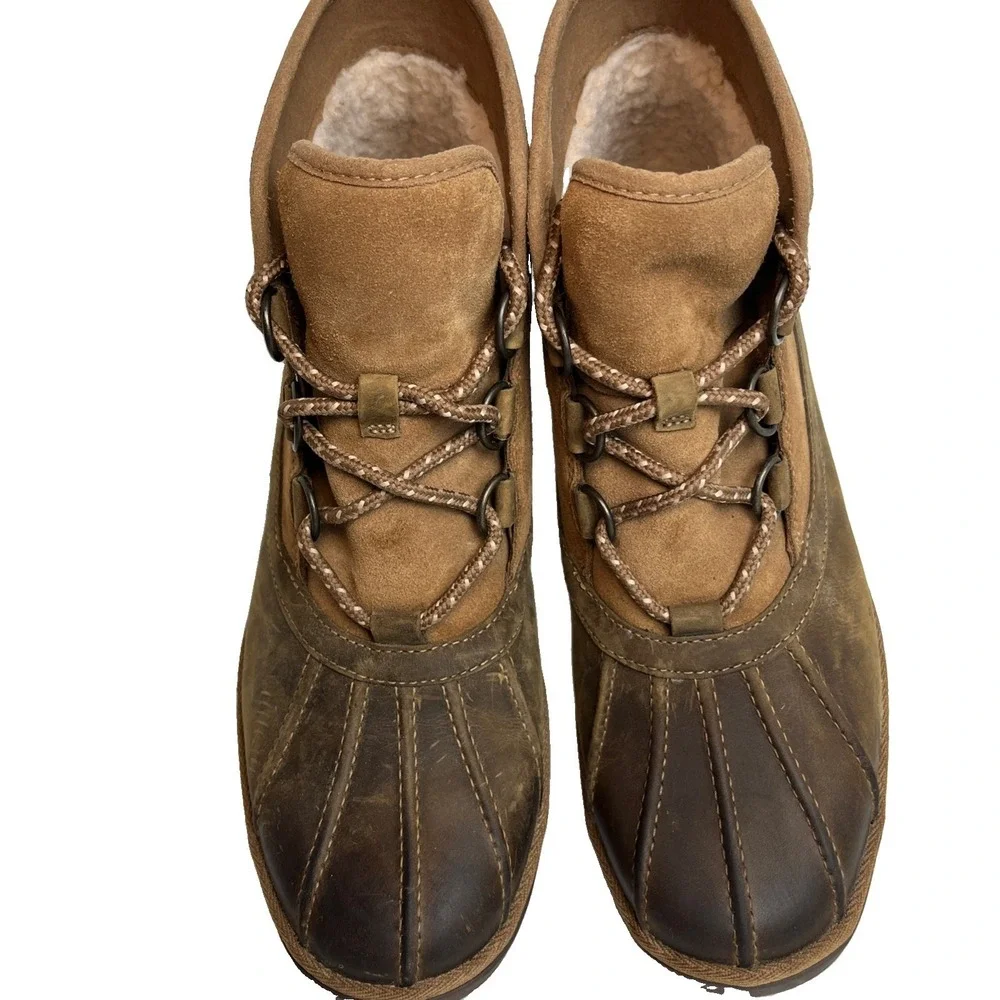 UGG NWOB Greda Waterproof Duck Boot Chestnut Leather / Suede - 12 US
